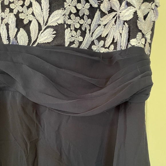 JJ’s house mother of the bride navy and white dress - Picture 4 of 7